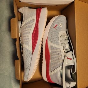 Puma Sneakers